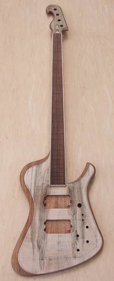 Thunderbird-inspired custom bass guitar made of mahogany and maple