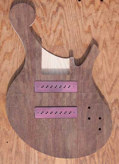 7-string bass body made of wenge, ash