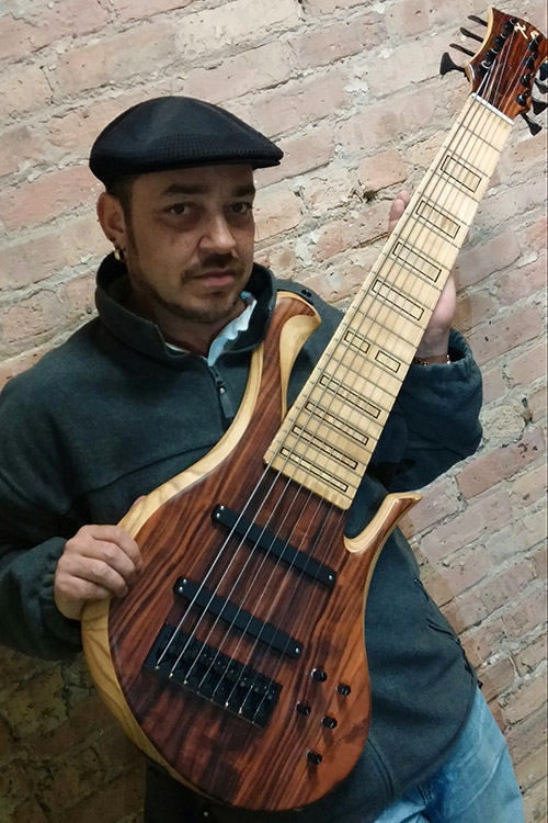 Chicago bassist Jauqo III-X and his 8-string Xylem bass